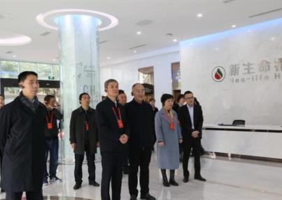 推动高新技术发展，全国人大、省人大代表视察新生命干细胞公司