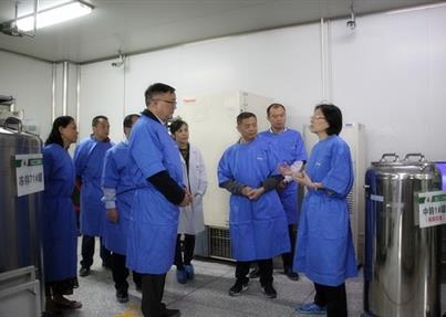 省卫健委唐克农巡视员一行莅临新生命干细胞公司调研指导