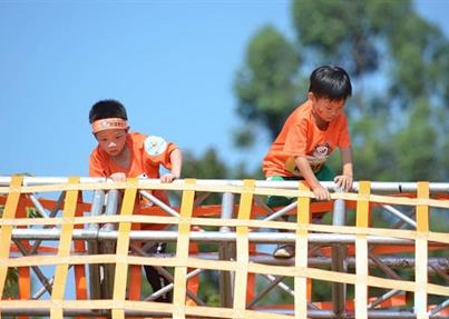 熊猫勇士体能挑战赛 活力“脐宝贝”展风采